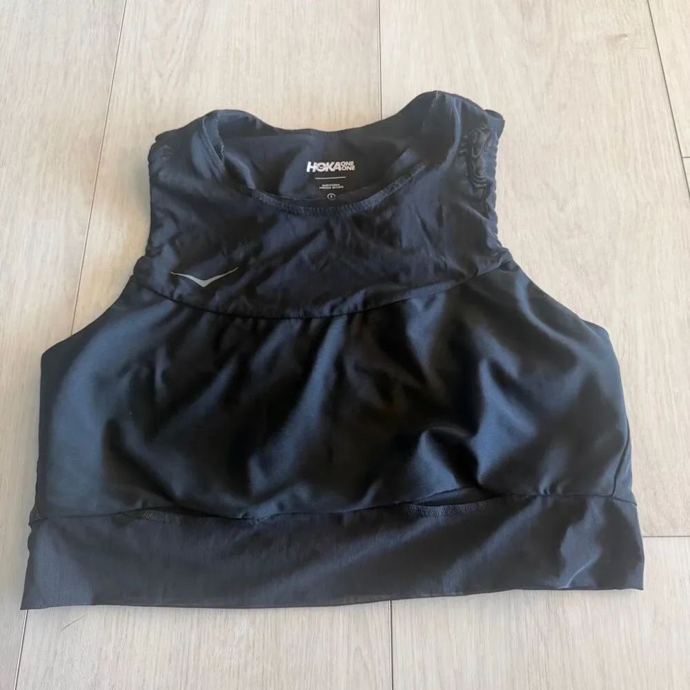 Hoka women black top size L